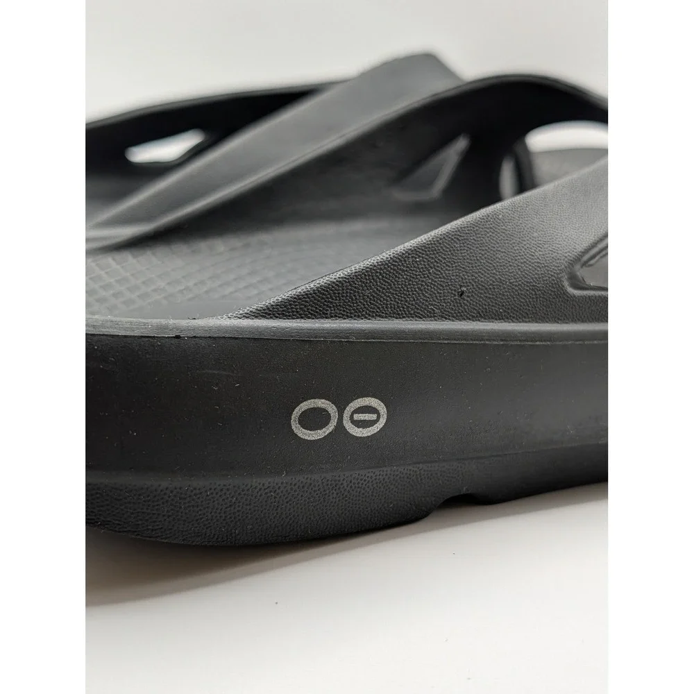 OOFOS OOriginal Thong Sandal Black Mens 10 Womens 12 Recovery Flip Flops EU 43